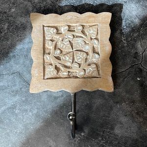 Wooden Mounted Wall Hanger